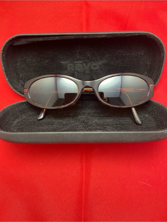Revo Accessories - Vintage Revo 2508 Tortoise Oval Polarized Sunglasses, Made in Italy